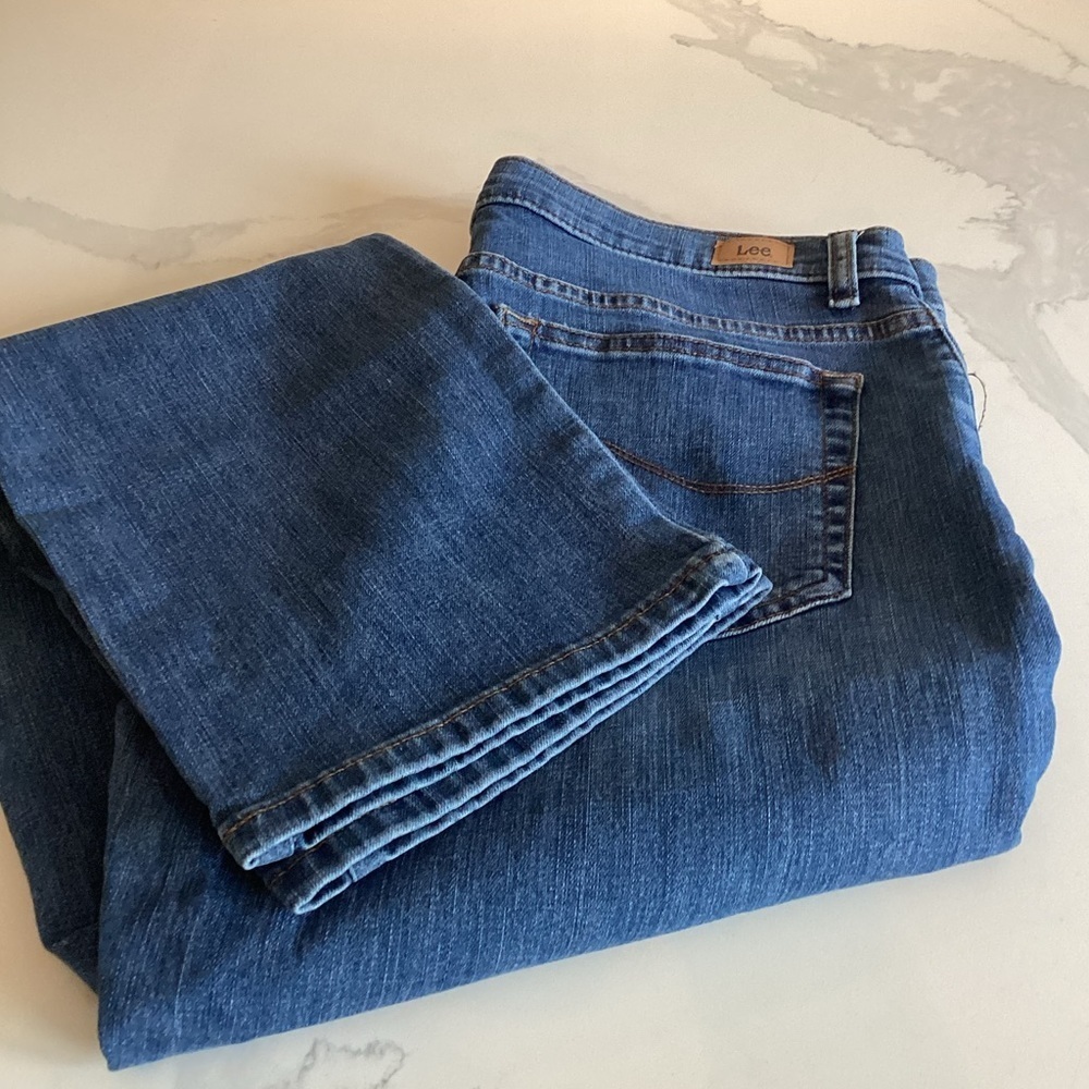 Lee Relaxed Fit Straight Leg Women’s Jeans